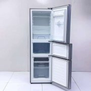 美的三门冰箱，银色，二级能效